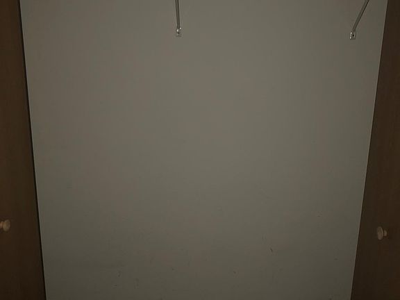 4th image of 5606 Valley View Dr