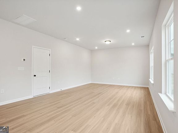 4th image of 2344 Crissey Dr Lot 92