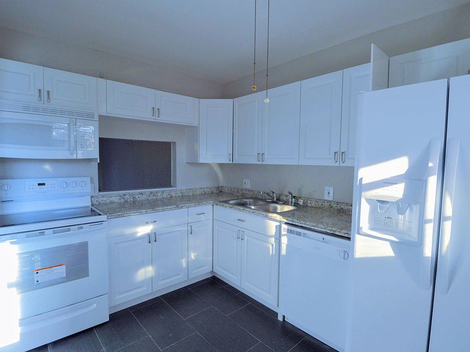 1st image of 2600 Fiore Way APT 212