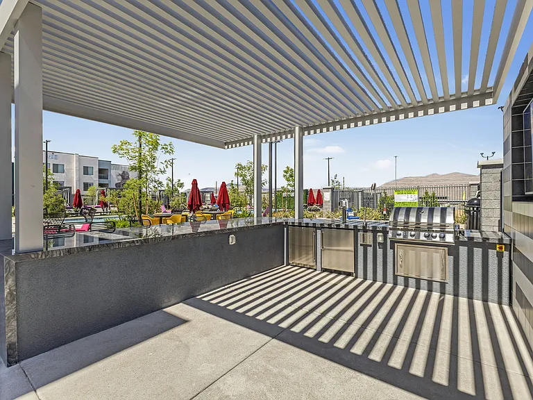 Elysian at Skye Canyon — Photo 38