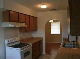 903 Applegate Dr, Dallas, TX 75253