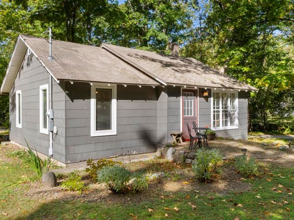 1023 N Lake Shore Dr