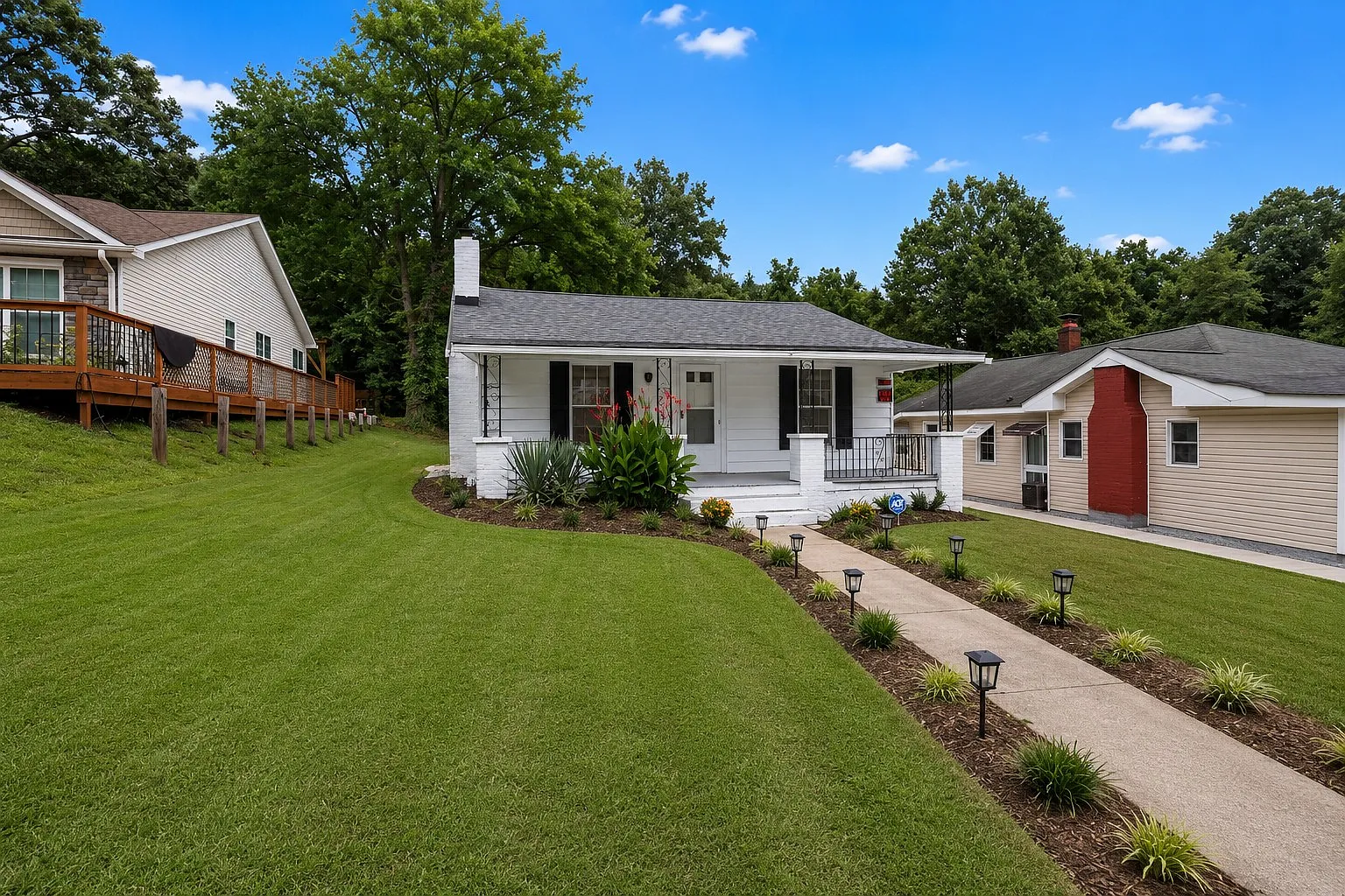 2 bed, 1.5 bath, 802 sqft, $1,350 — Photo 4