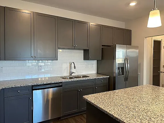 529 Eversden Dr — Photo 42