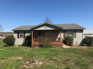 100 Chestnut St, Stonefort, IL 62987