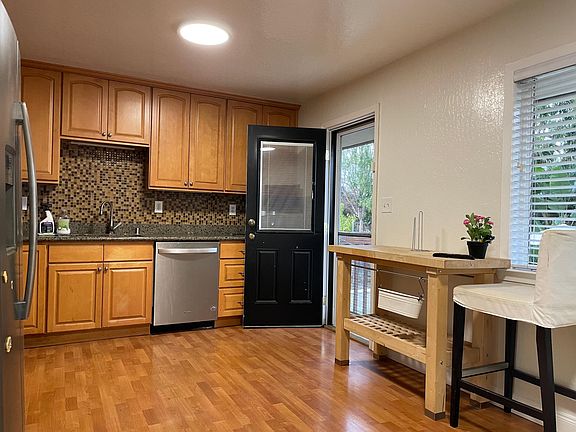 3rd image of 1259 Burkette Dr