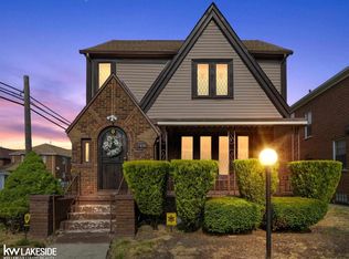 17418 Santa Rosa Dr, Detroit, MI 48221