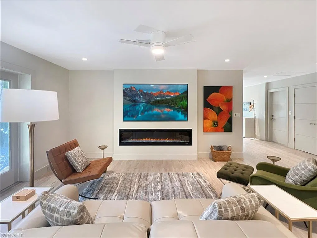 2 bed, 2.0 bath, 1568 sqft, $5,500 — Photo 4