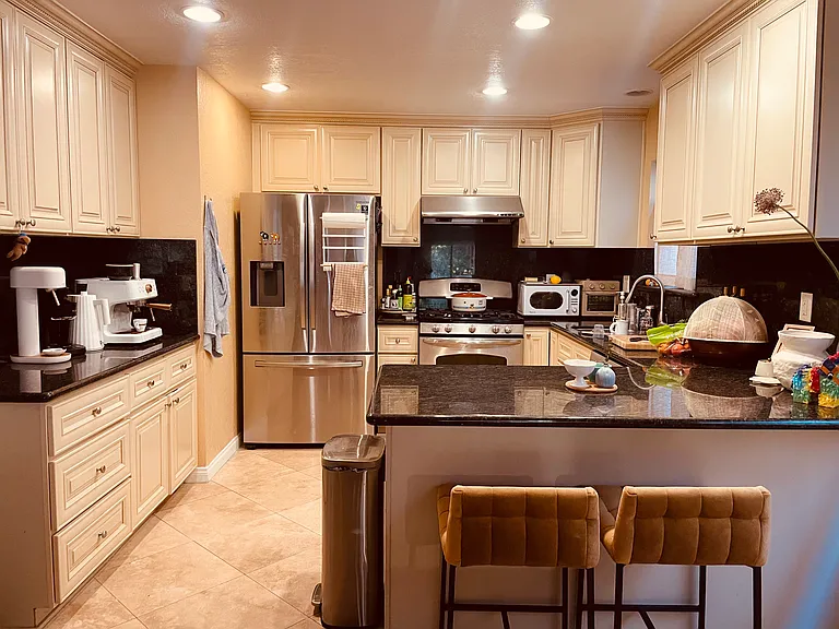 1617 Morgan Ln — Photo 6