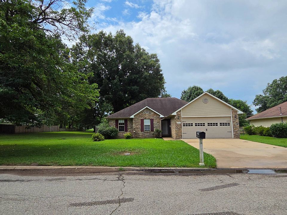 1st image of 1105 Wilson Dr