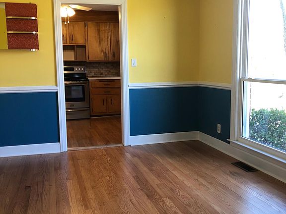 2nd image of 414 Weaver Dr
