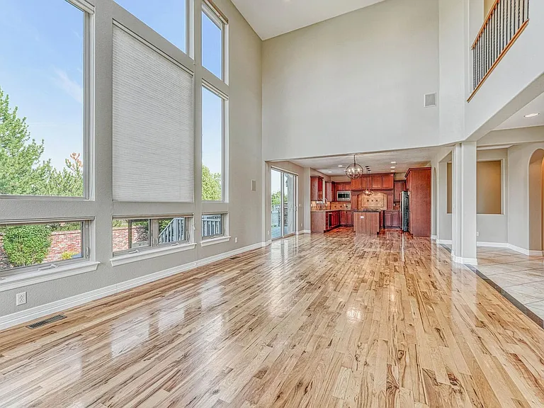 9611 Sunset Hill Dr — Photo 10