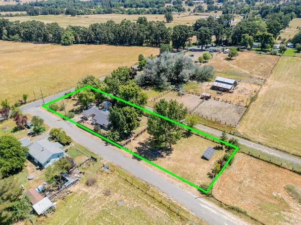 1601 Valley Road, Willits, CA 95490