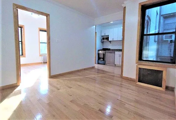 Rented by Green Home NY Realty LLC | media 2