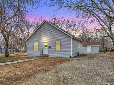 616 E 8th St, Newton, KS, 67114