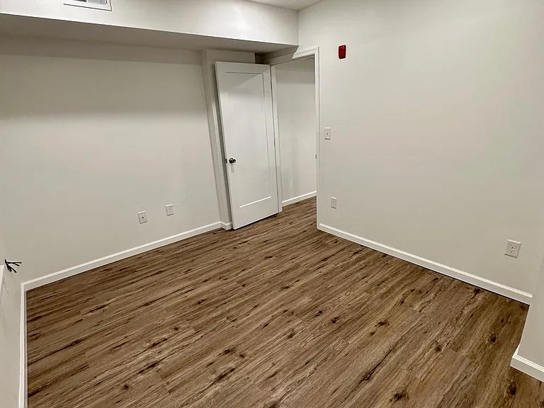 4224 Brown St #2 — Photo 12