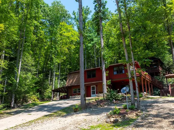 149 Upper Yellow Crk, Robbinsville, NC 28771