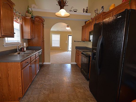 5th image of 1672 Clemmon Sanders Cir