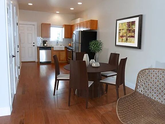 2nd image of 4804-4818 N Williams Ave #4808
