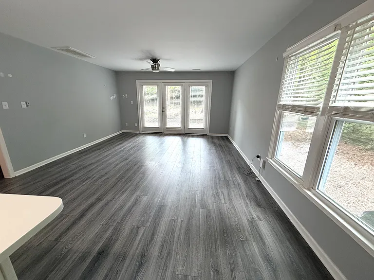 710 Branniff Dr — Photo 6