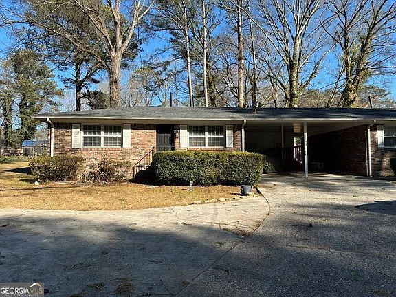 2nd image of 616 Fayetteville Rd Unit 616 & 618