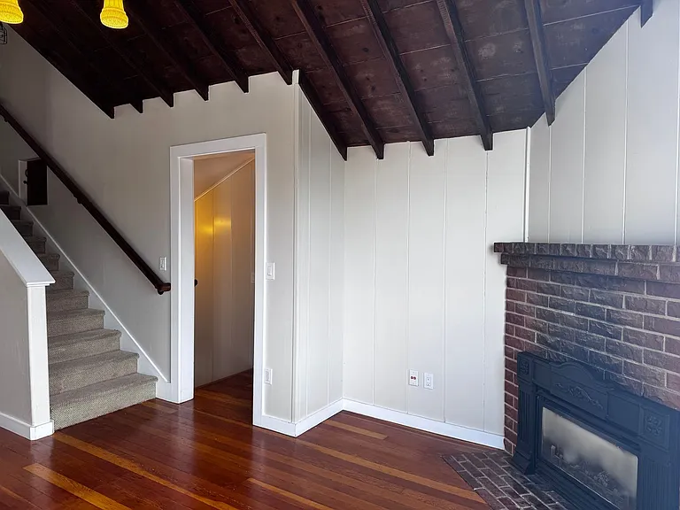322 Lighthouse Ave #A — Photo 14