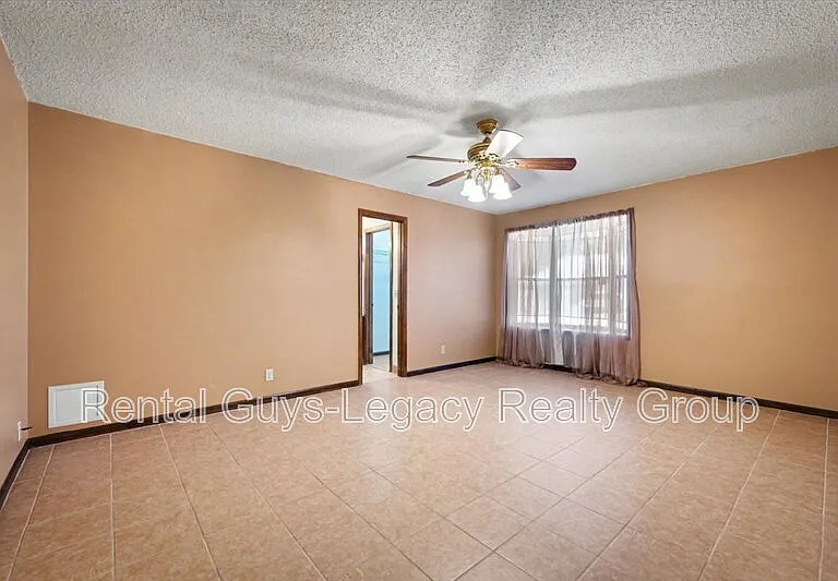 6019 Blank Dr — Photo 19