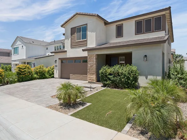 1524 E Carob Ct, Gilbert, AZ 85298