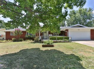 764 W Kingsley St, Springfield, MO 65807