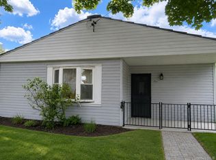 1 Hampton Pl, Newburgh, NY 12550