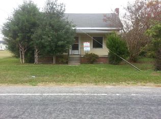 206 S Breazeale Ave, Mount Olive, NC 28365