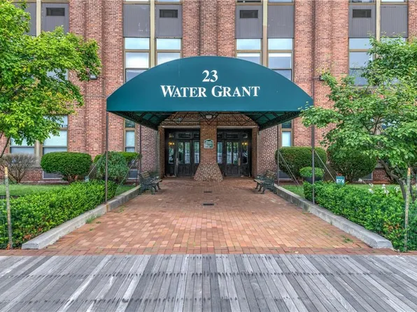 23 Water Grant Street #8C, Yonkers, NY 10701