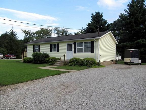 3rd image of 28 Mary Ave