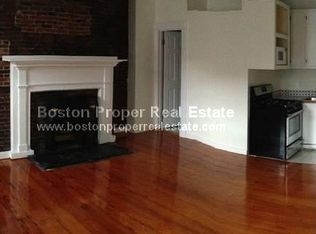 63 Hancock St APT 3R, Boston, MA 02114