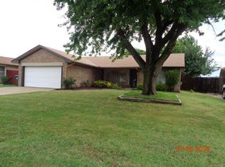 3624 Rolling Lane Cir, Midwest City, OK 73110