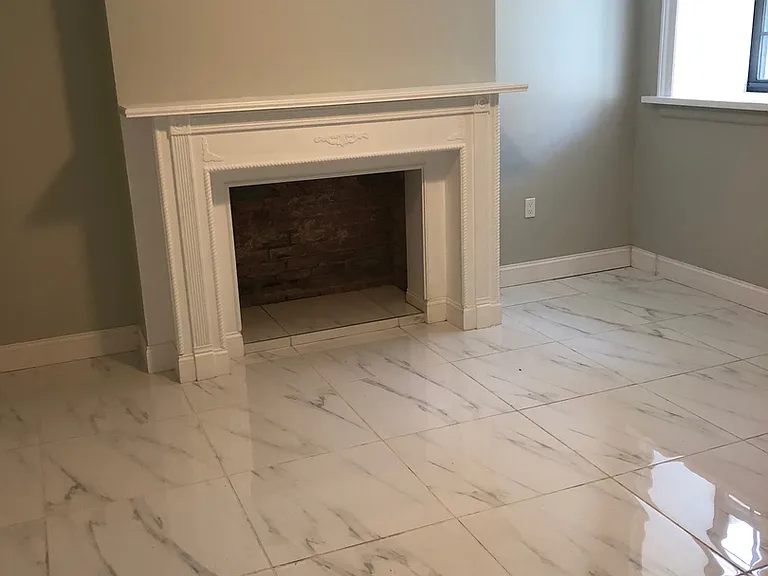 802 Broadway — Photo 6