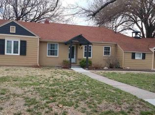 9 Carlton Rd, Hutchinson, KS 67502