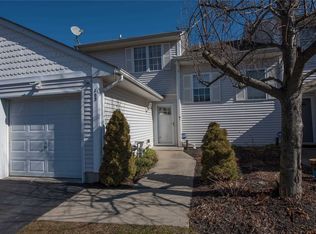 103 Sagaponack Ct, Melville, NY 11747