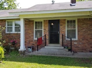 1920 Gwynn Rd, Nesbit, MS 38651