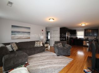 20 Hanson St #6, Dover, NH 03820