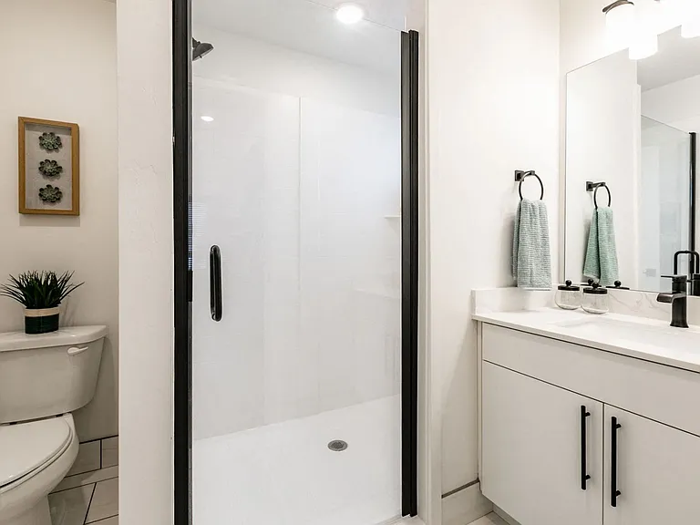 Central Heights Townhomes — Photo 60