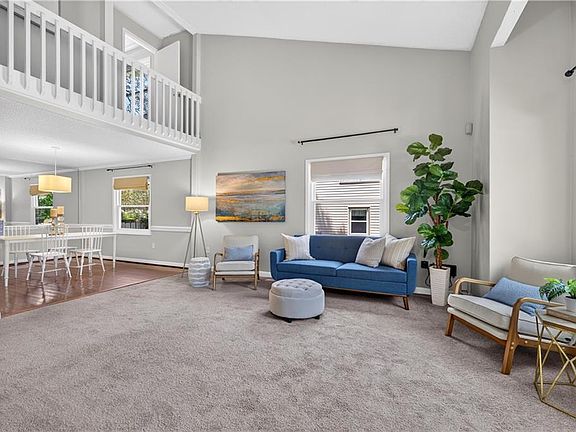 4th image of 2239 Saint Marshall Dr