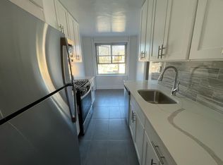 73-08 193rd St #10CC, Fresh Meadows, NY 11366