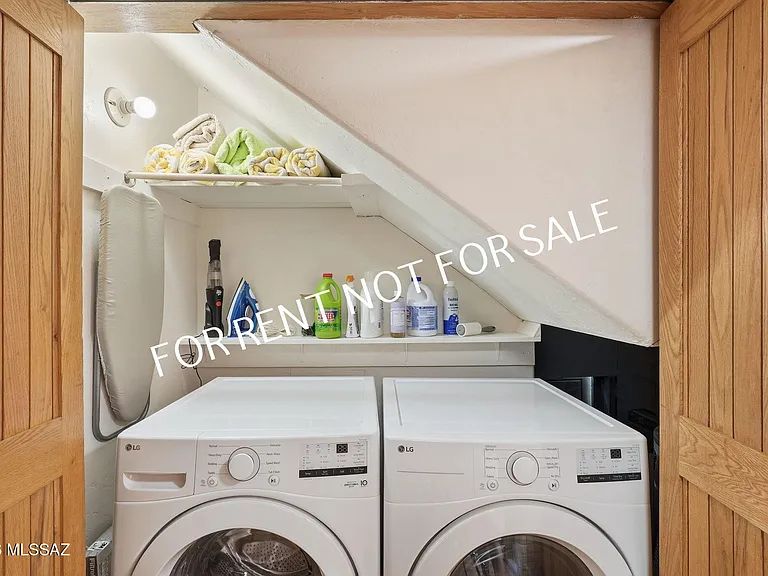 2824 E Sierra Vista Rd — Photo 35