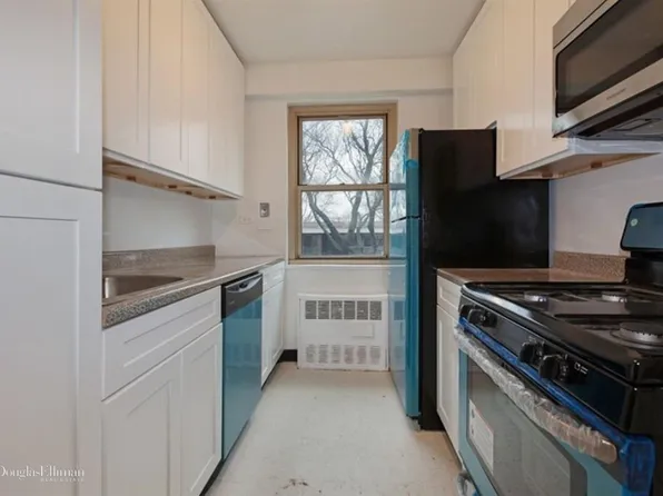 12421 Flatlands Ave APT 1E, Brooklyn, NY 11208