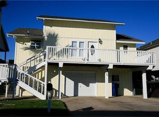 5 S Curlew St, La Marque, TX 77568