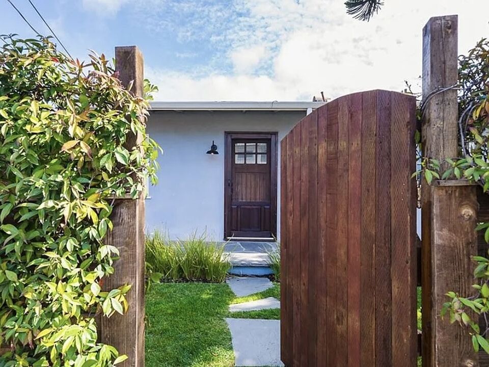 7032 Trask Ave Playa Del Rey CA 90293 Zillow