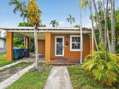 14621 LINCOLN Boulevard, Miami, FL, 33176