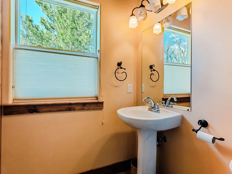 1311 Westridge Ct — Photo 37