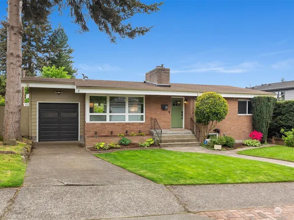 4211 NE 68th St, Seattle, WA 98115